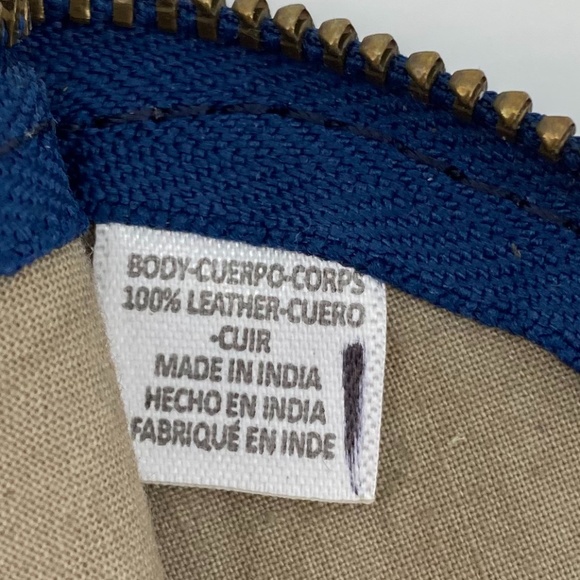 NEW FREE PEOPLE REPTILE PRINT LEATHER ZIP POUCH - Picture 5 of 5